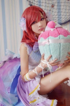 动漫人物西木野真姬cos图片