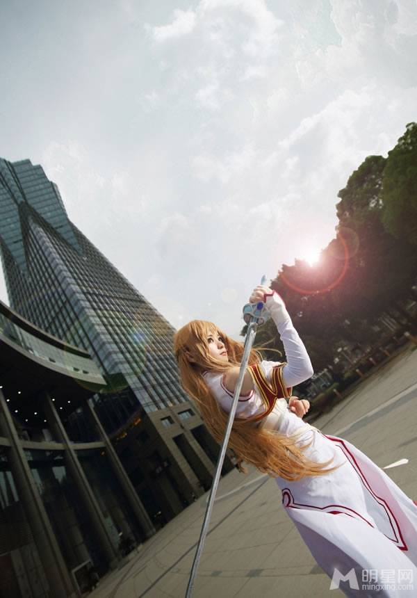 徐娇cosplay动漫美少女亚丝娜图片