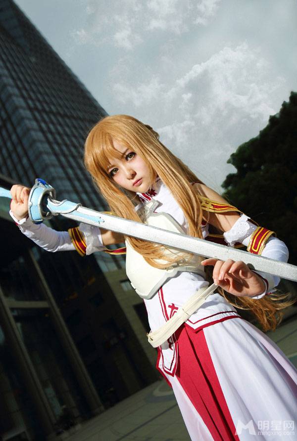 徐娇cosplay动漫美少女亚丝娜图片