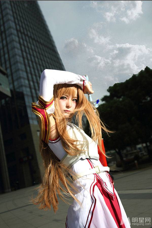 徐娇cosplay动漫美少女亚丝娜图片