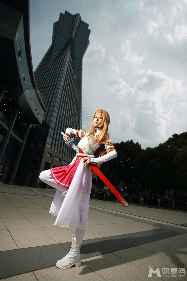 徐娇cosplay动漫美少女亚丝娜图片