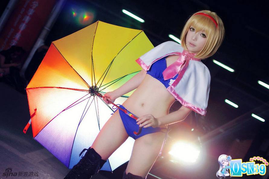 短发萌妹子动漫cos性感赛车娘写真