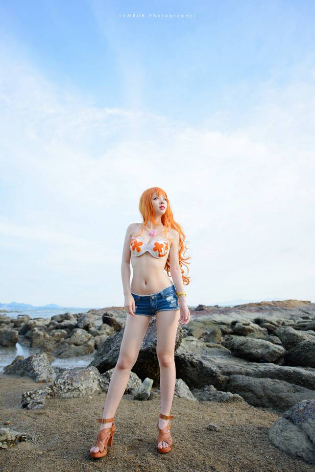 超可爱美少女海滩性感cos美照