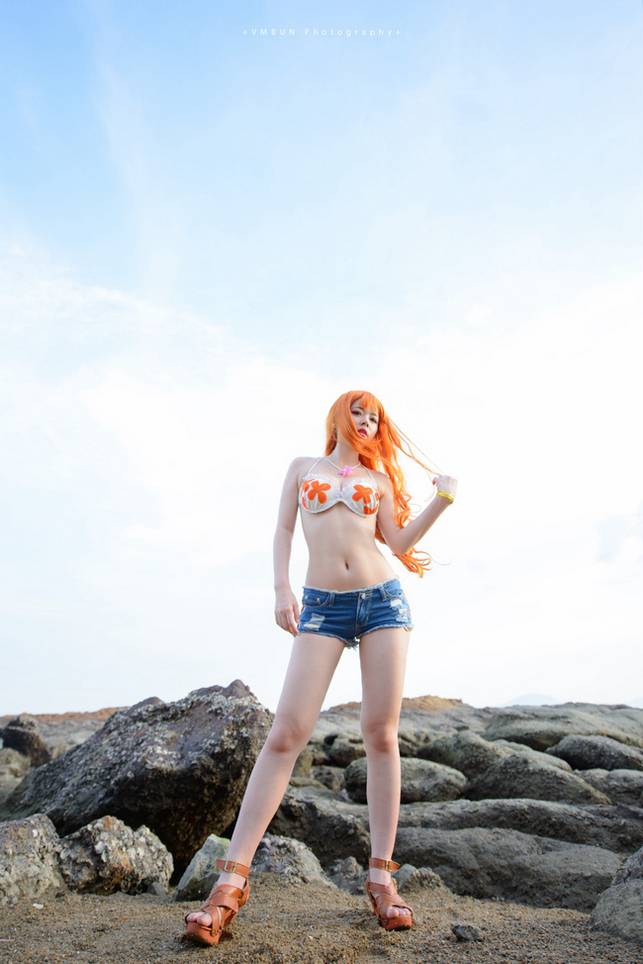 超可爱美少女海滩性感cos美照