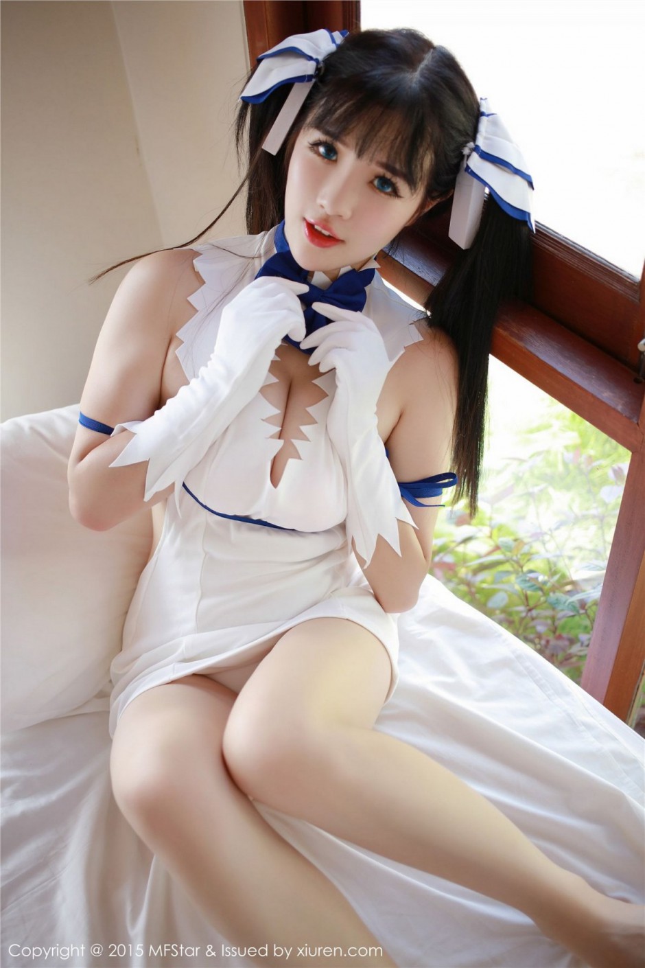 90后童颜巨乳美女徐cake性感cosplay写真