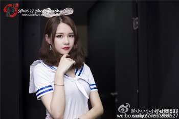 女主播小咧233百变cosplay美图大赏