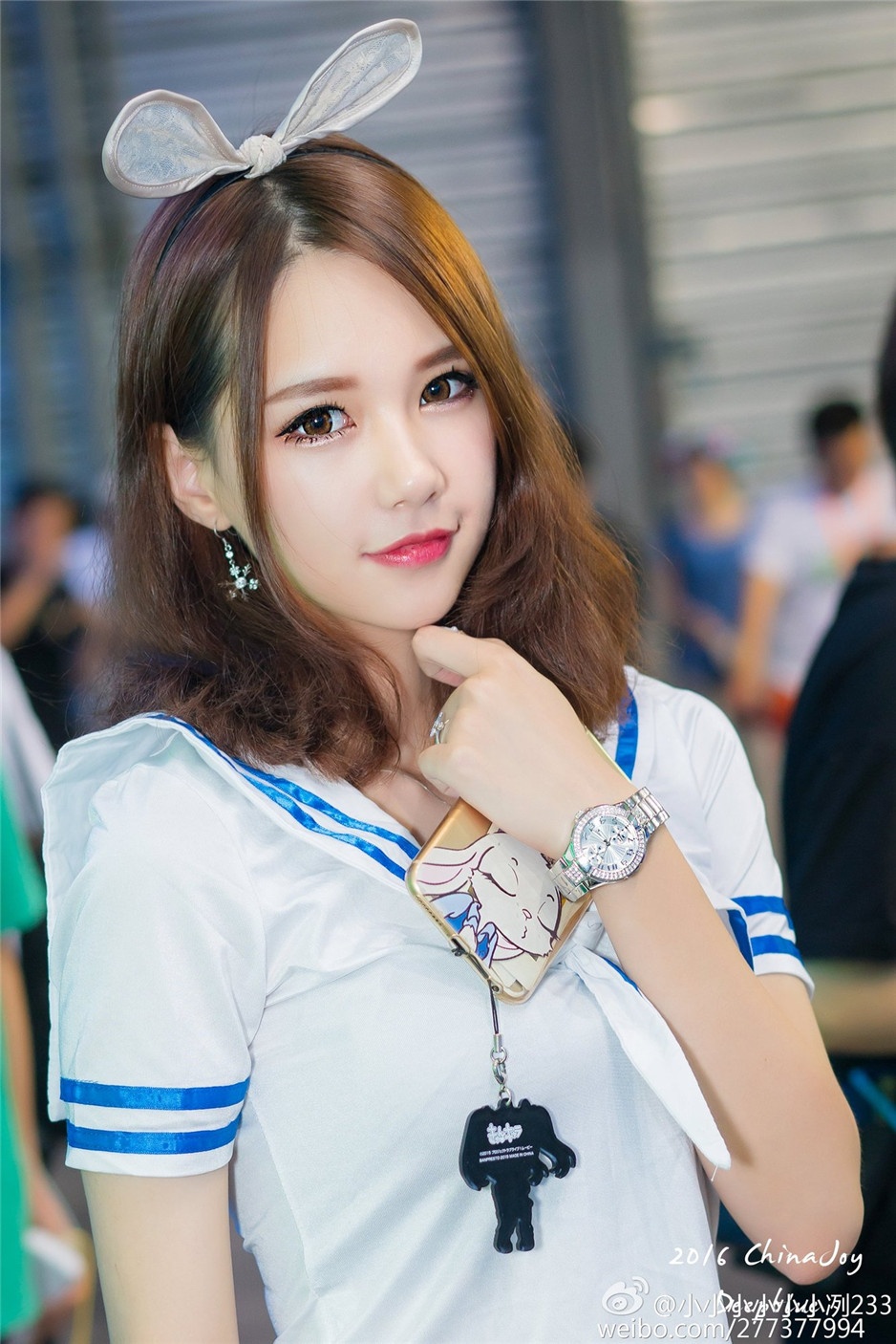 女主播小咧233百变cosplay美图大赏