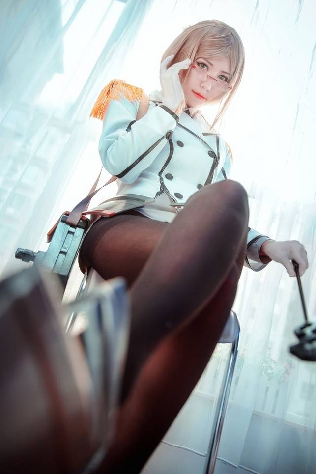 精选超性感美女cosplay图片