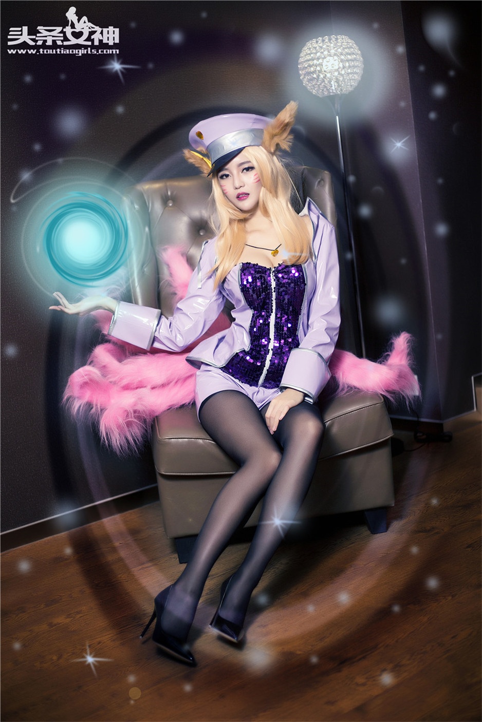 95后嫩模文雪黑丝诱惑性感cosplay写真