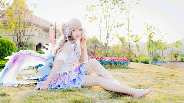 小清新美女南小鸟cos造型甜美可人