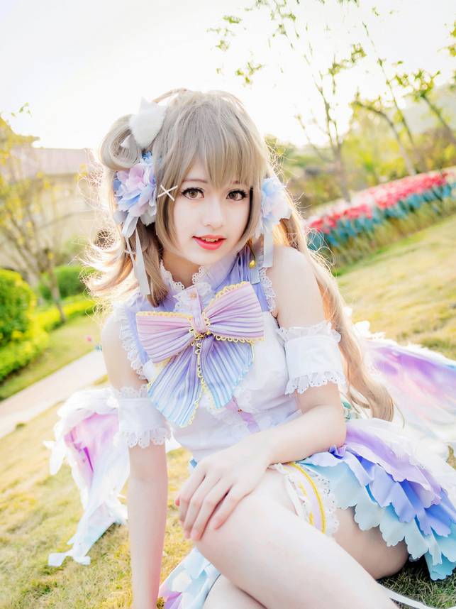 小清新美女南小鸟cos造型甜美可人