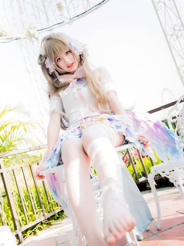 小清新美女南小鸟cos造型甜美可人