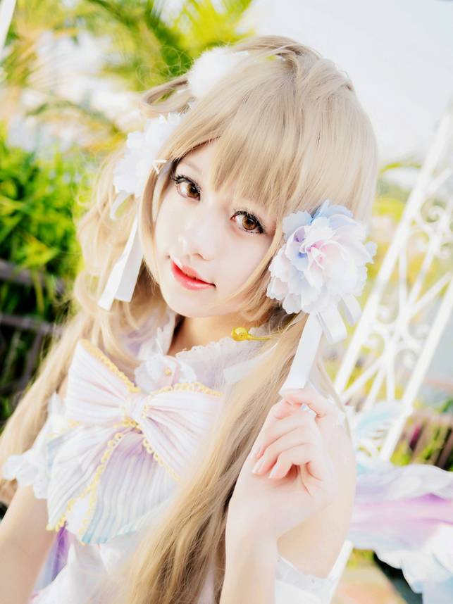 小清新美女南小鸟cos造型甜美可人
