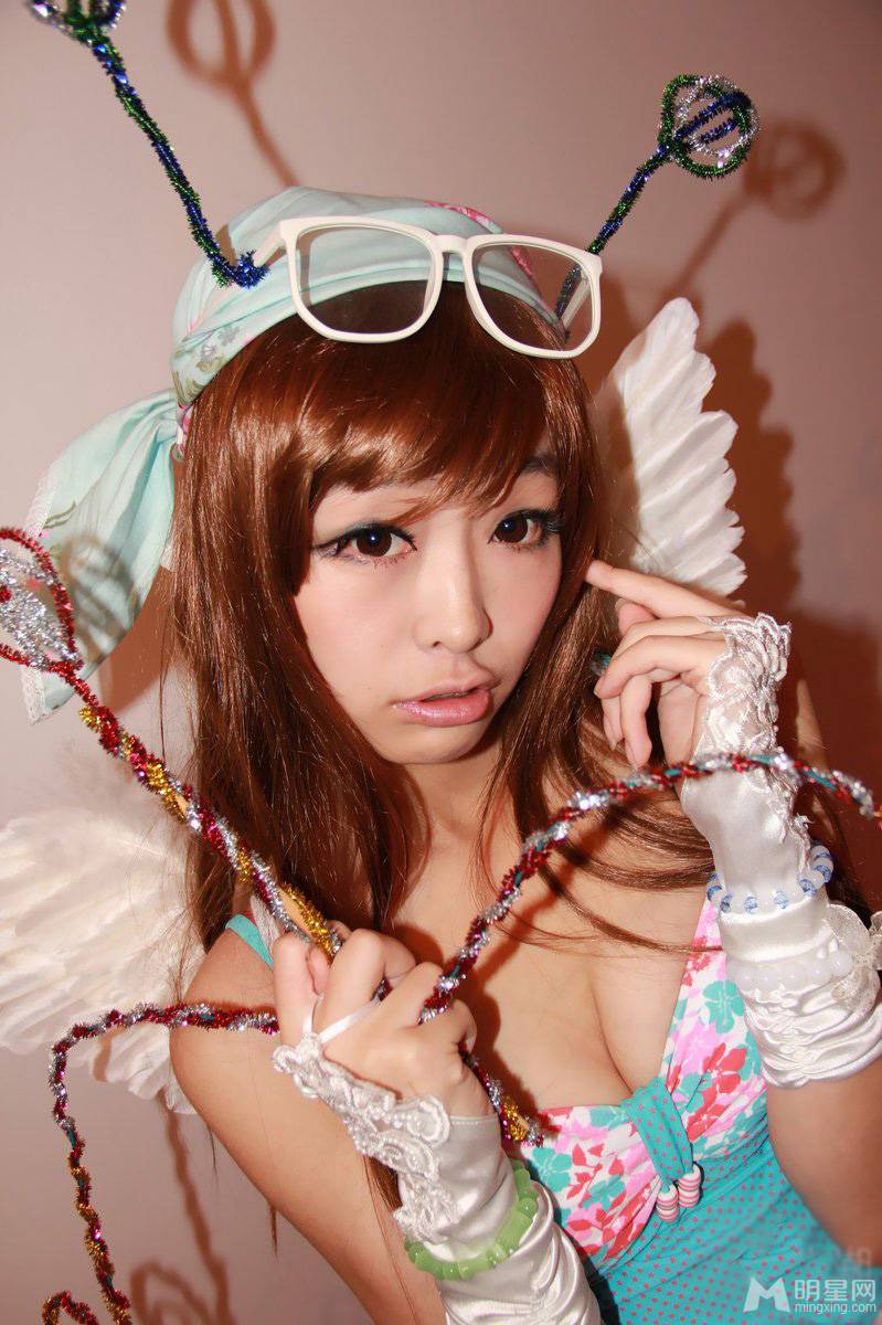 漂亮可爱的美女coser吴语晴私房美图