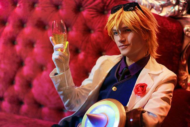 伊泽瑞尔cos乌克兰帅哥完美诠释