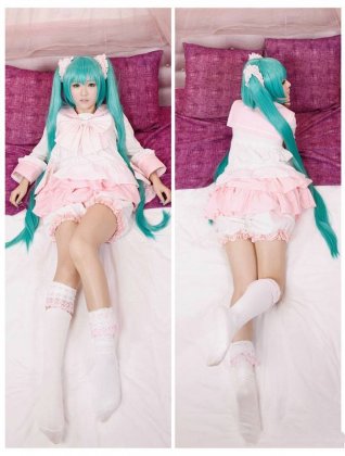 莫寒cos高清图片神还原初音未来