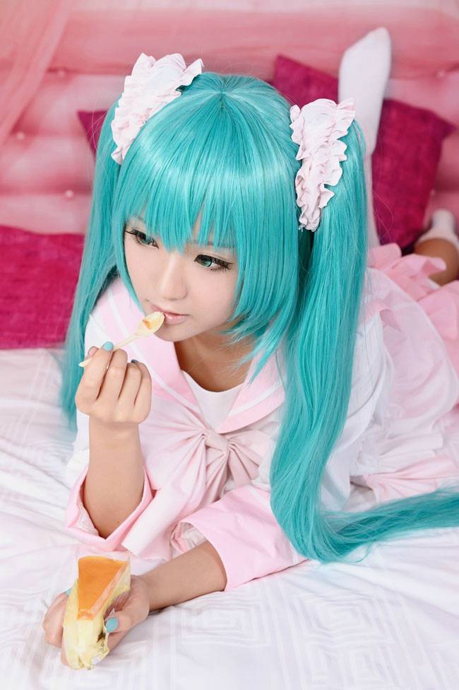 莫寒cos高清图片神还原初音未来