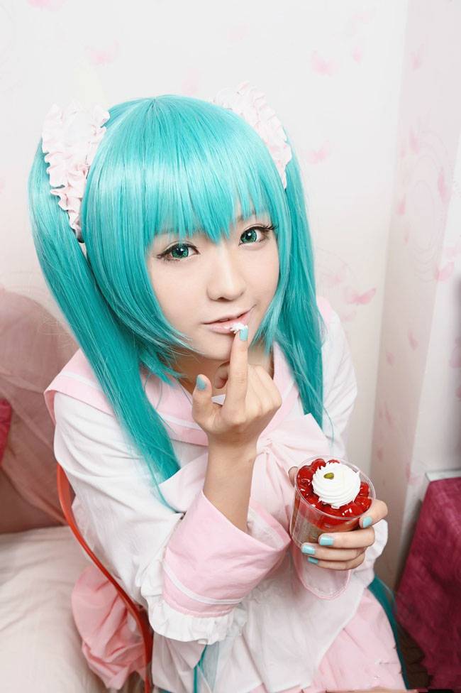 莫寒cos高清图片神还原初音未来