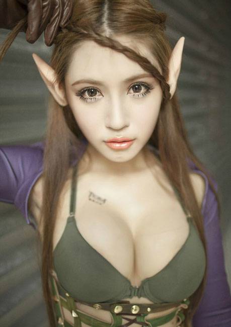 美女于芷晴cos精灵女王性感诱惑十足