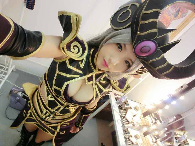 大胸cosplay美女刘静怡性感福利照