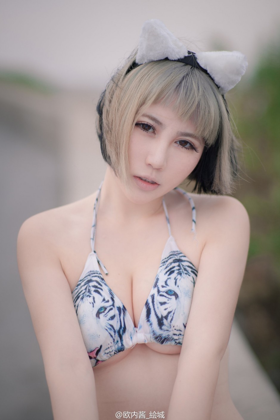 妹子x叉魅最新Cos角色扮演图片