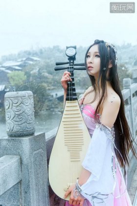 剑侠情缘3七秀cosplay户外美图