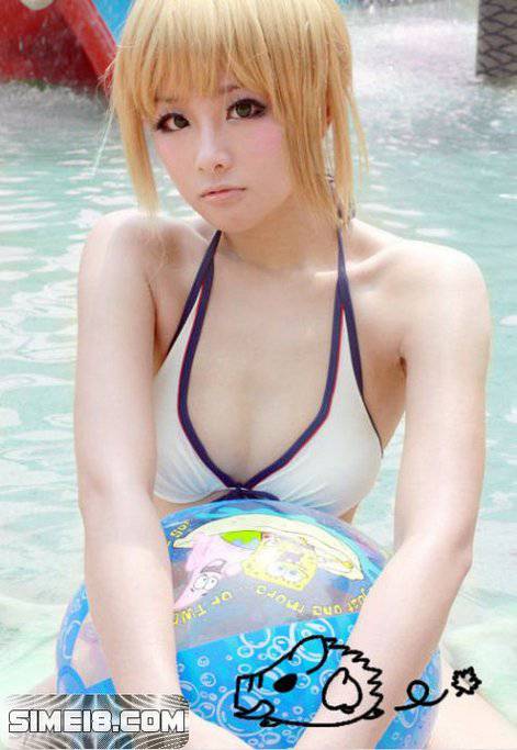 少女泳装Cosplay夏日清凉来袭