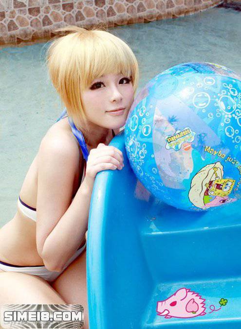 少女泳装Cosplay夏日清凉来袭