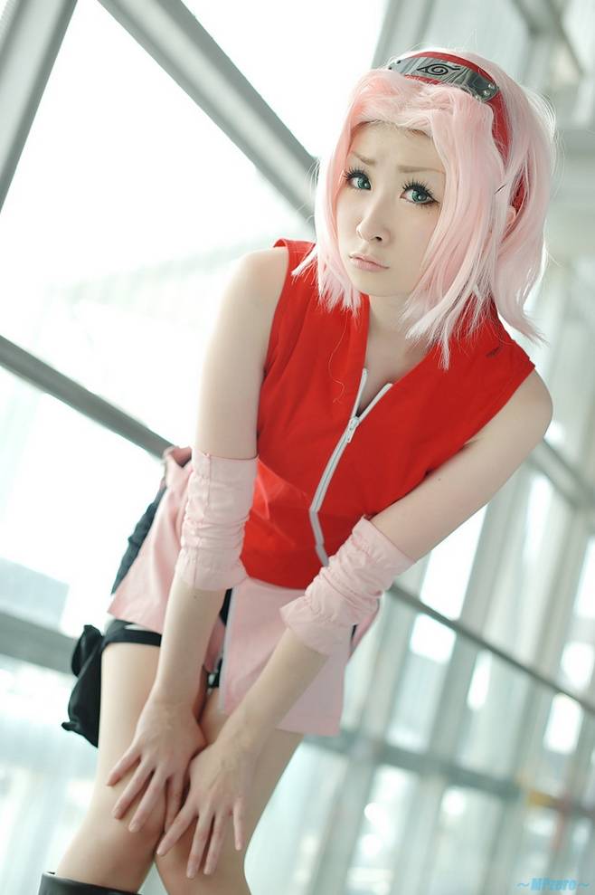 火影小樱COS图片惟妙惟肖