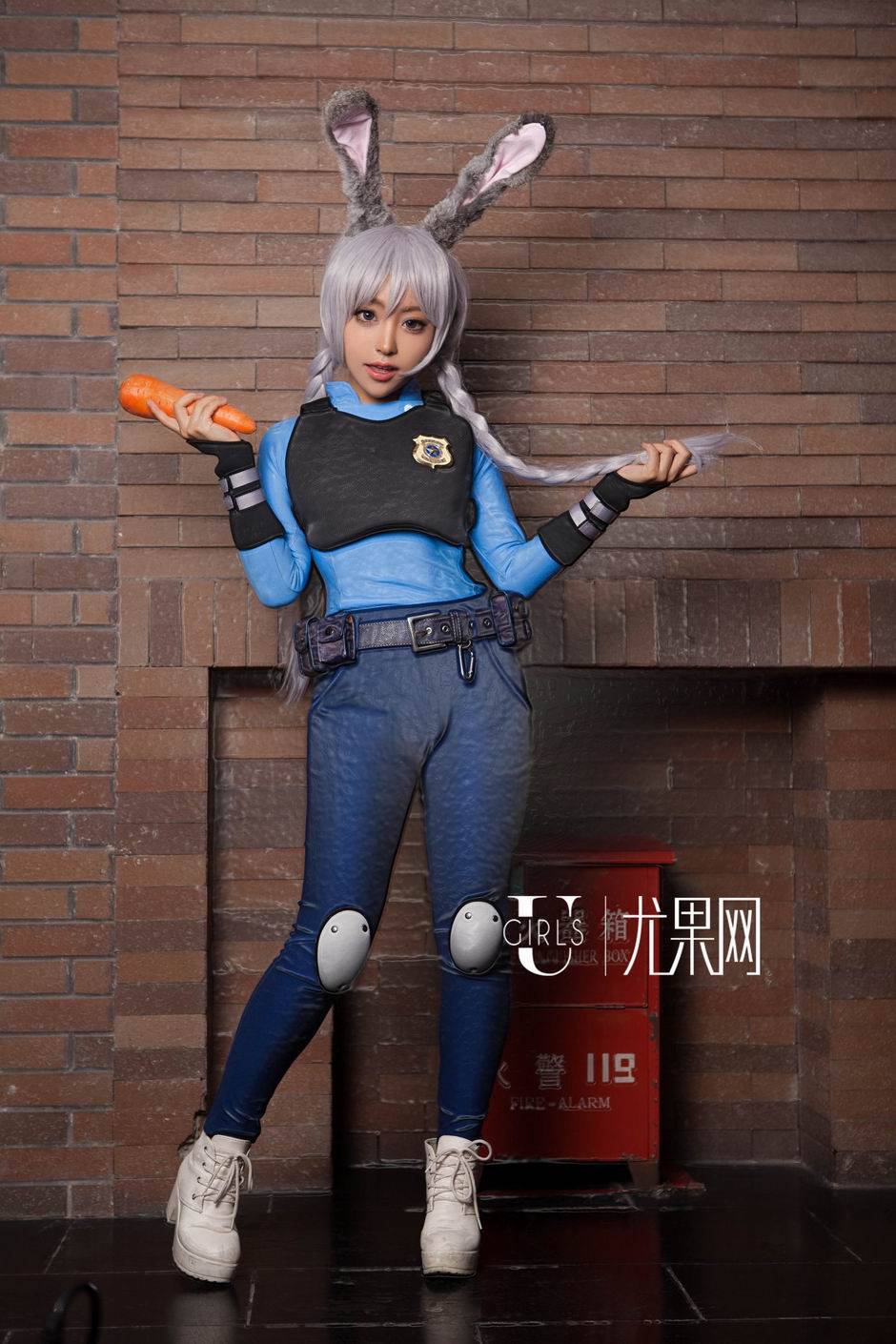 二次元美少女性感图片Cosplay欣赏