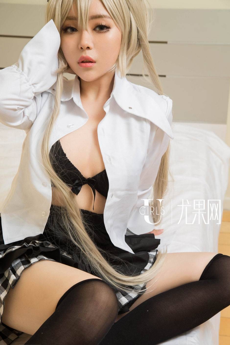 二次元美少女性感图片Cosplay欣赏