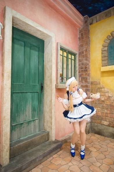 韩国大胸妹子cos百变造型美图