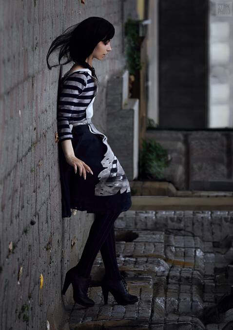 东方爱丽丝COS正片暗黑童话侵袭