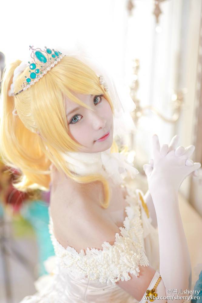中国的人气Coser贤儿sherry唯美梦幻图集