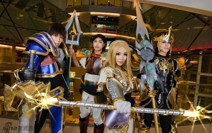 超性感美女Cosplay火爆来袭