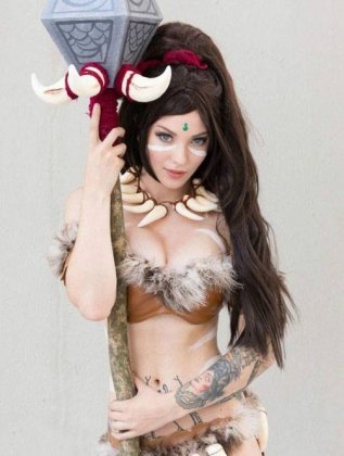 英雄联盟狂野女猎手cos福利图片