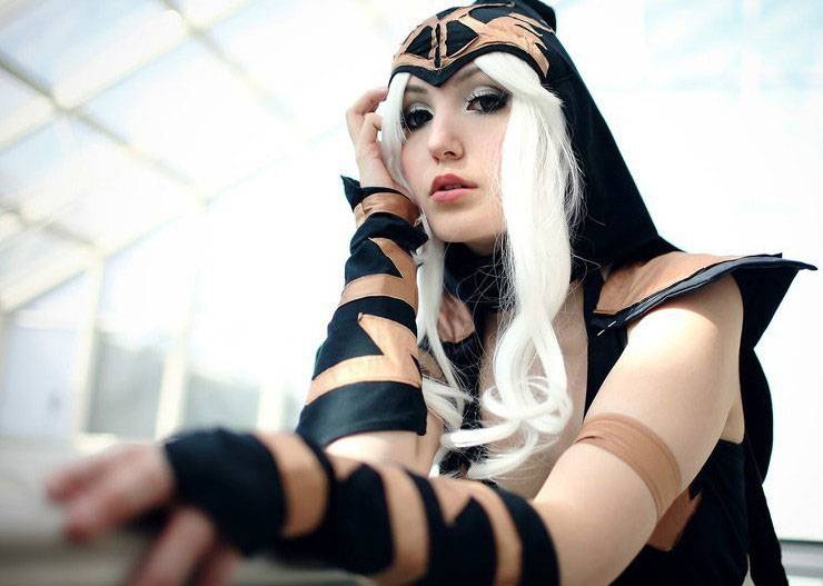 寒冰射手艾希cos经典图集赏析