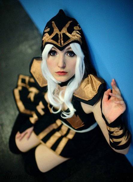 寒冰射手艾希cos经典图集赏析