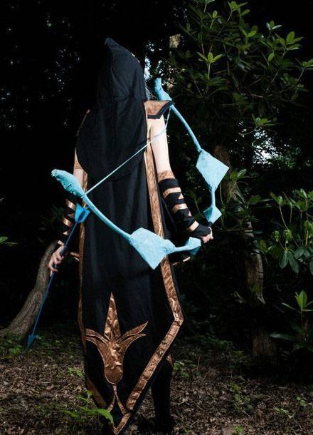 寒冰射手艾希cos经典图集赏析