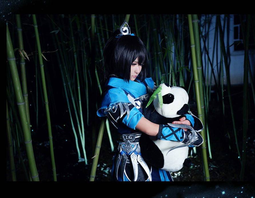 黑夜里的剑网三丐萝cos图片