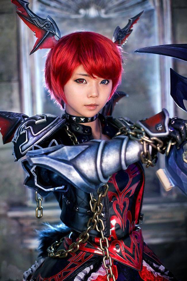 惟妙惟肖的螺旋猫狐狸coser图片