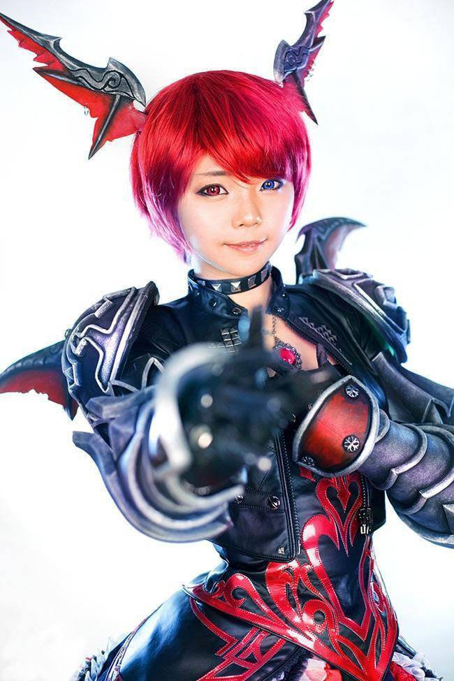 惟妙惟肖的螺旋猫狐狸coser图片