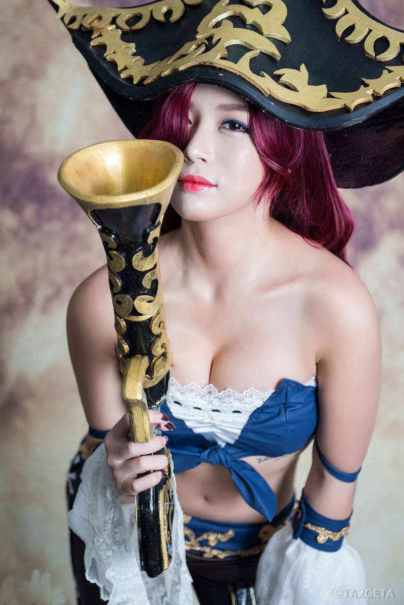 英雄联盟女枪cos图片性感爆棚