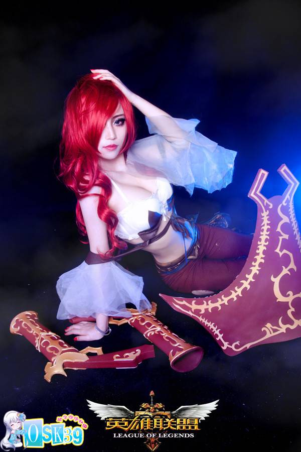 黑帮狂花厄运小姐cos图片美艳动人