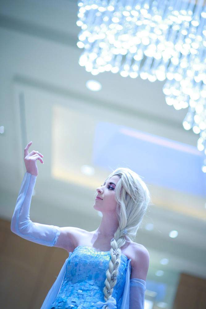 冰雪奇缘艾莎cosplay精美图集