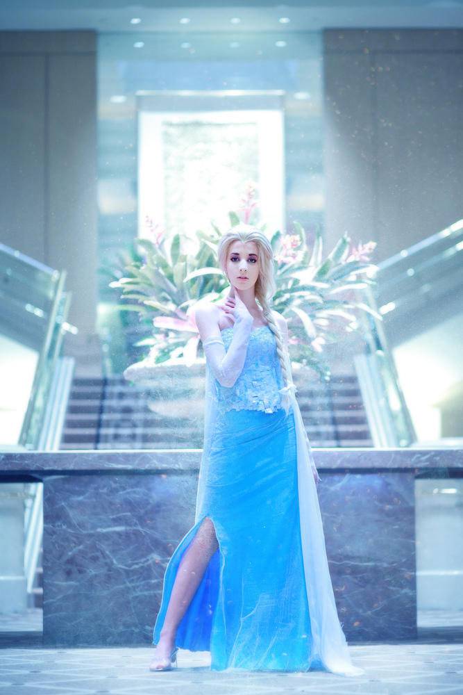 冰雪奇缘艾莎cosplay精美图集