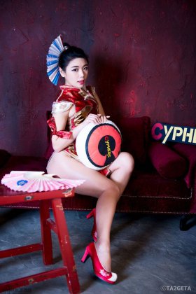 韩国性感妹子超能战联cos诱惑十足
