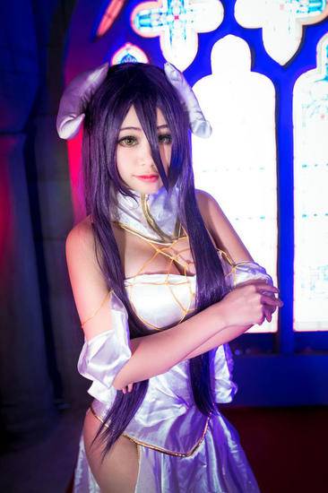 雅儿贝德cosplay大秀性感凹凸身材