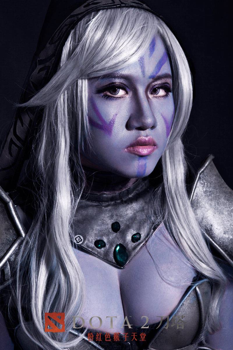 神级性感cosplay秀傲人身材博眼球