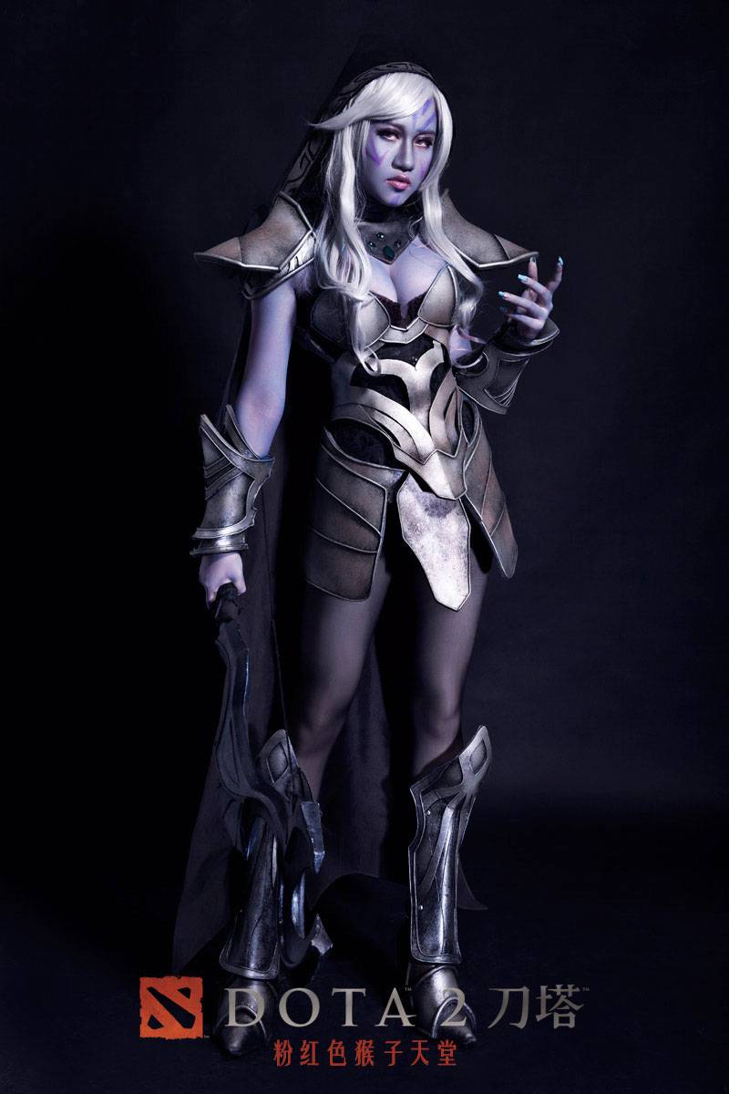 神级性感cosplay秀傲人身材博眼球